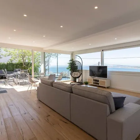 Pitagoras By Interhome * Roses