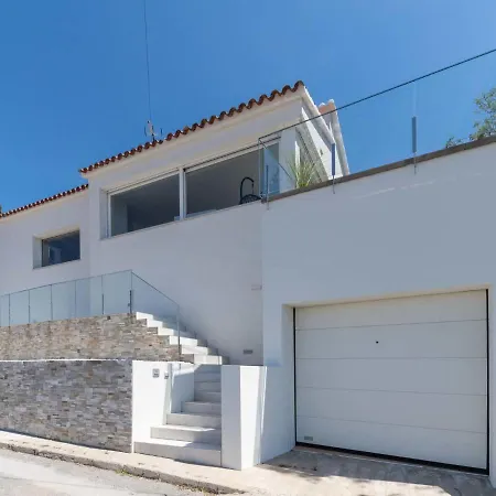 Pitagoras By Interhome *