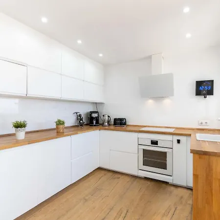 Pitagoras By Interhome *